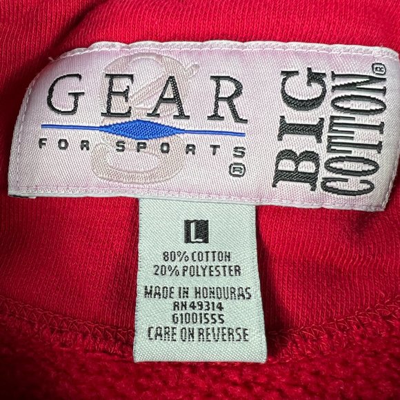 Y2K Gear Wisconsin Badgers Sweatshirt Adult Large Red Faded Embossed Crewneck - Picture 6 of 13